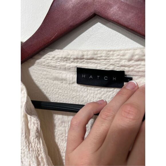 Hatch The Taylor Crinkled Cotton-Blend Maternity Jumpsuit One Piece Cream XS - Picture 10 of 12